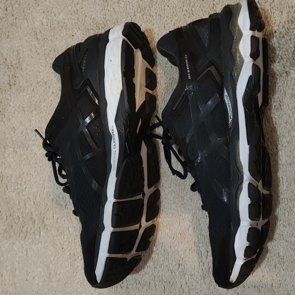 Asics Gel Kayano 22 Black Size 10.5M - Picture 2 of 7